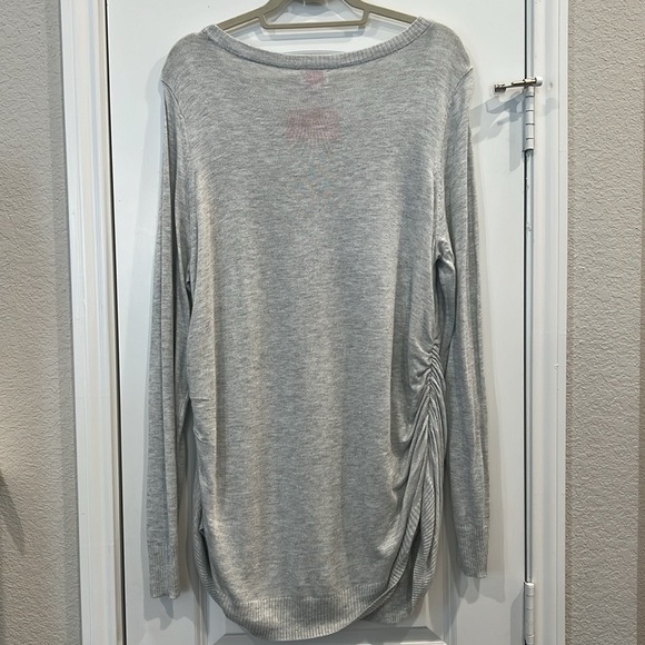 NEW! Isabel Maternity by Ingrid & Isabel side ruched crew neck heart sweater - Picture 2 of 4